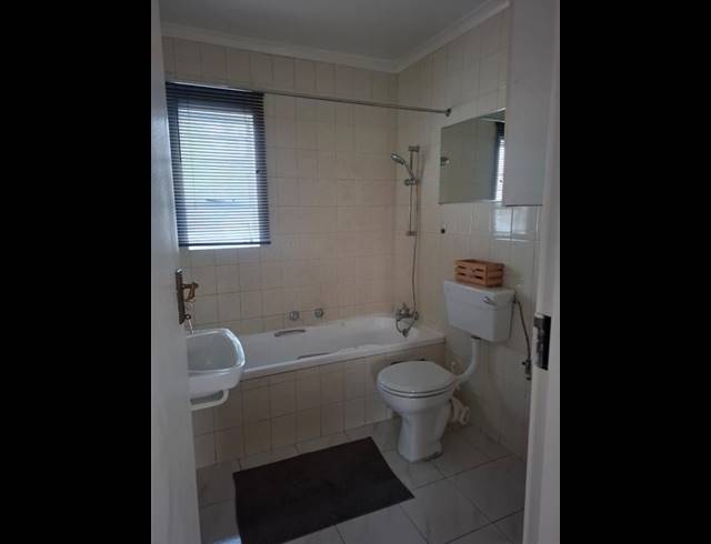 2 BEDROOM TOWNHOUSE FOR SALE IN BEDFORD GARDENS